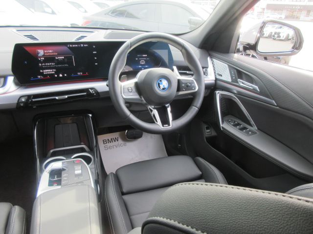 iX2 xDrive30 MSP