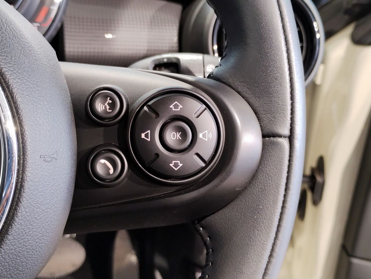 F56 MINI Cooper 3-Door Hatch LCI