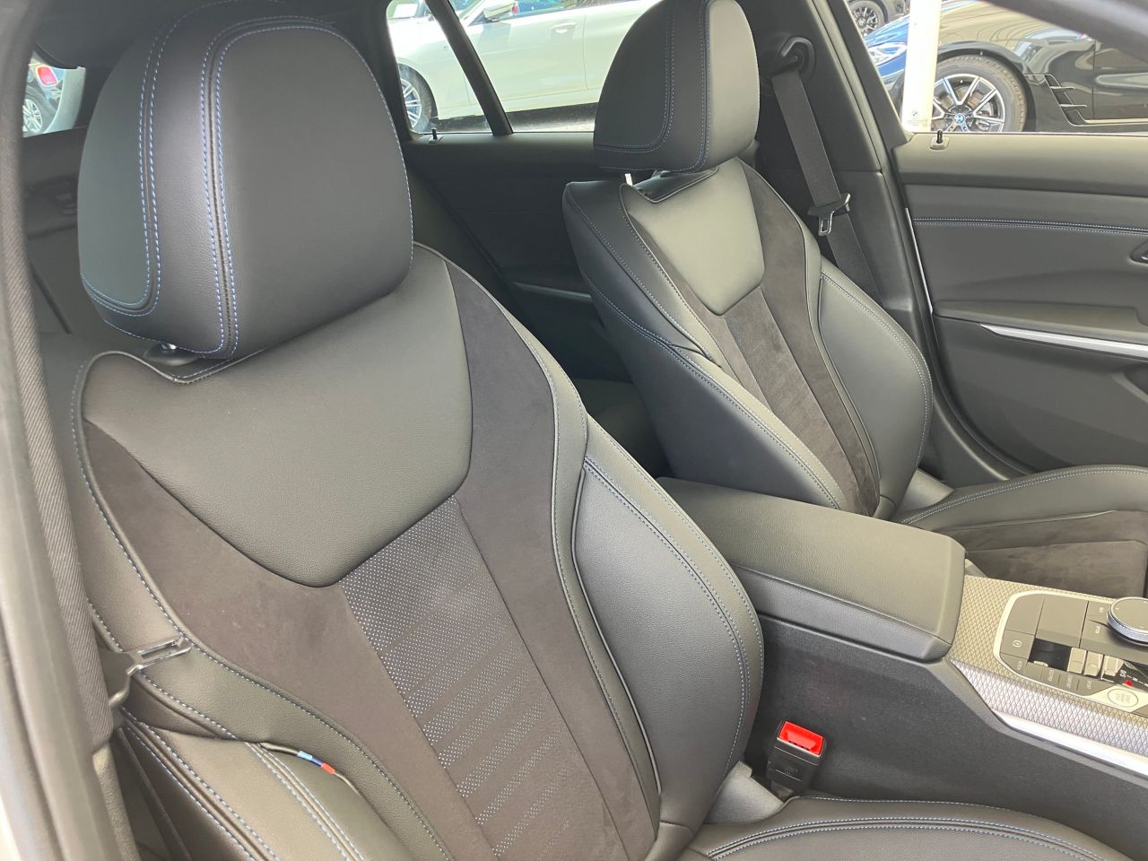 G21 320i Touring LCI RHD
