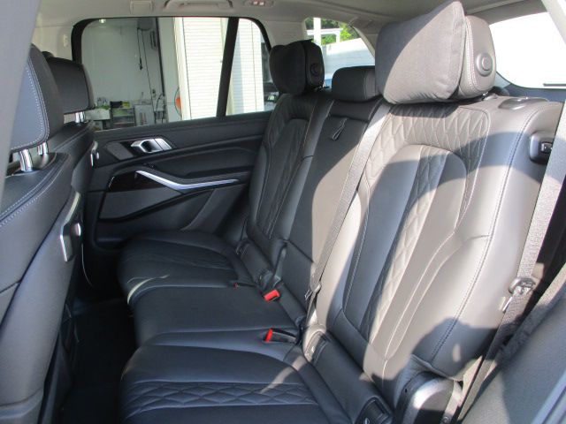 X5 xDrive30d RHD