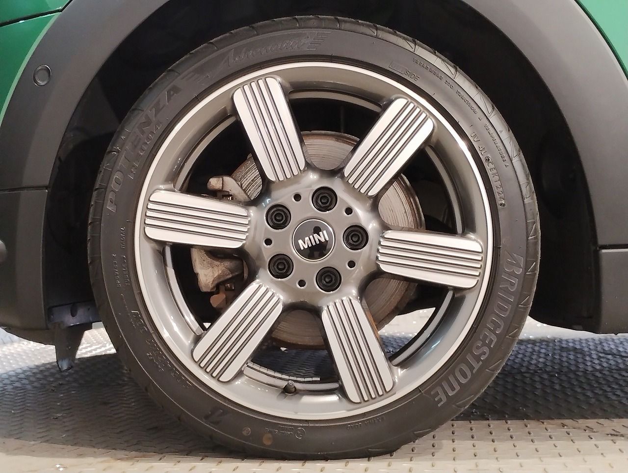 F55 COOPER S D(AT)
