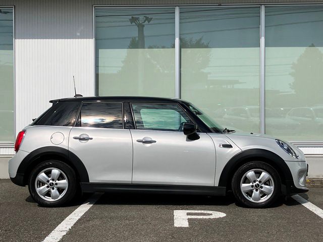 F55 MINI Cooper 5-Door Hatch LCI