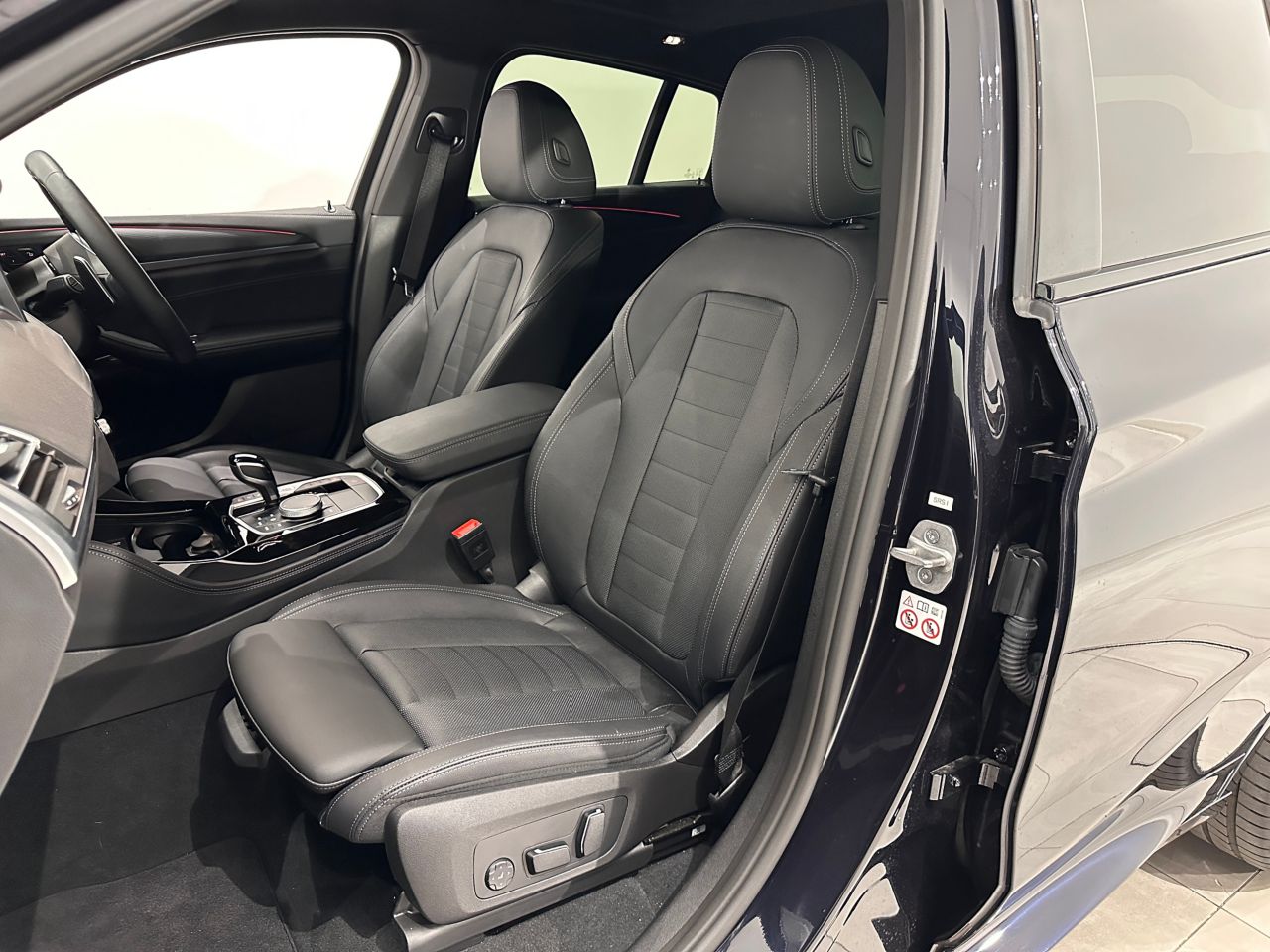 X4 xDrive20d RHD