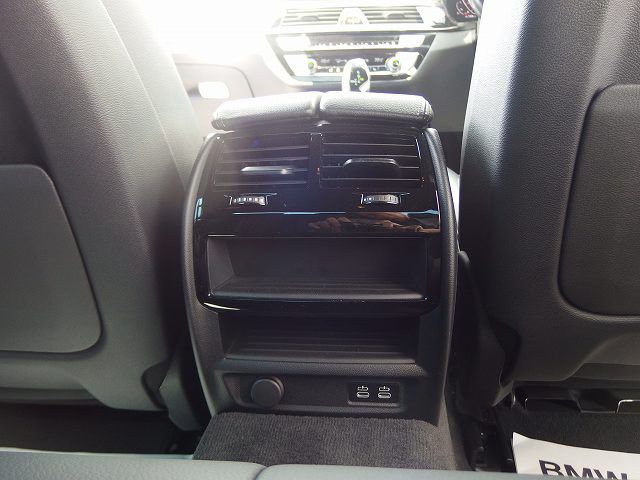 520i Sedan RHD