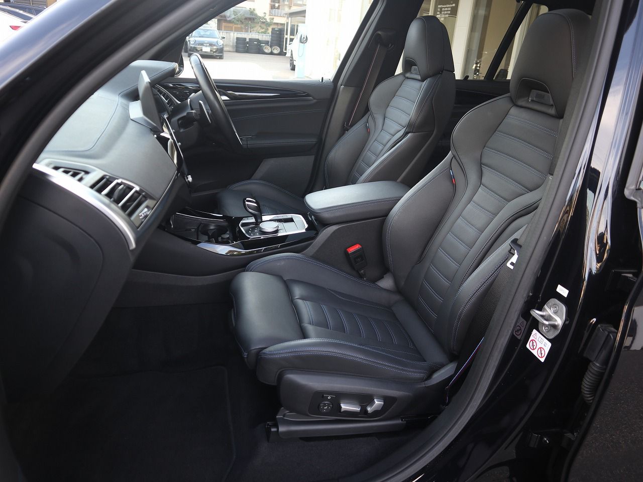 G01 X3 M40i RHD LCI ZA