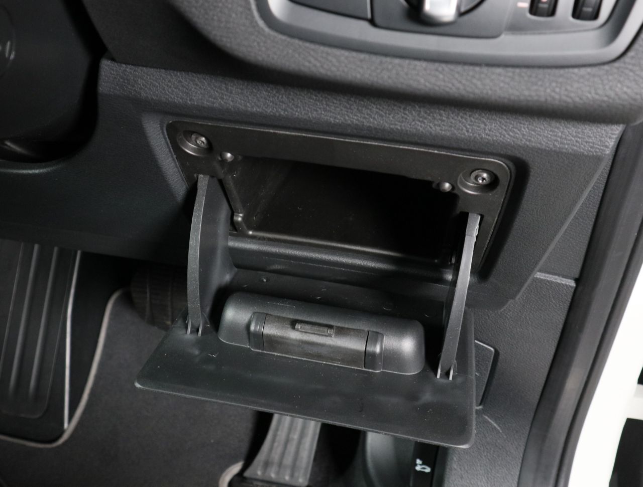 X1 sDrive18i RHD