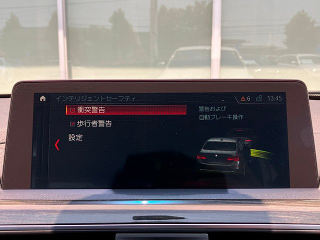 320I SEDAN RHD