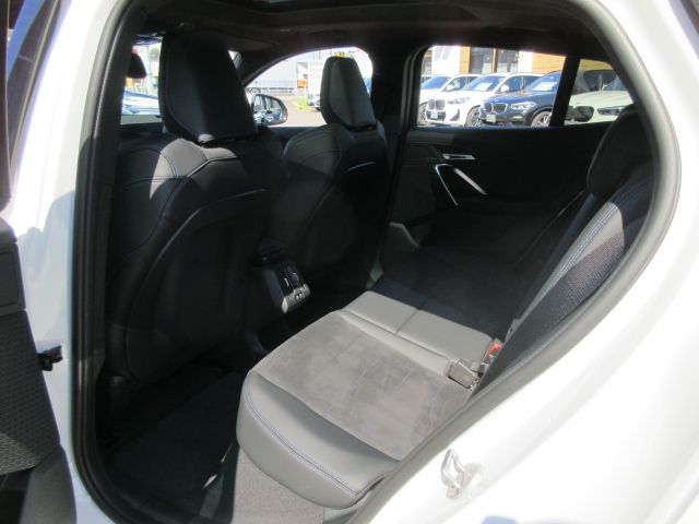 iX2 xDrive30 MSP