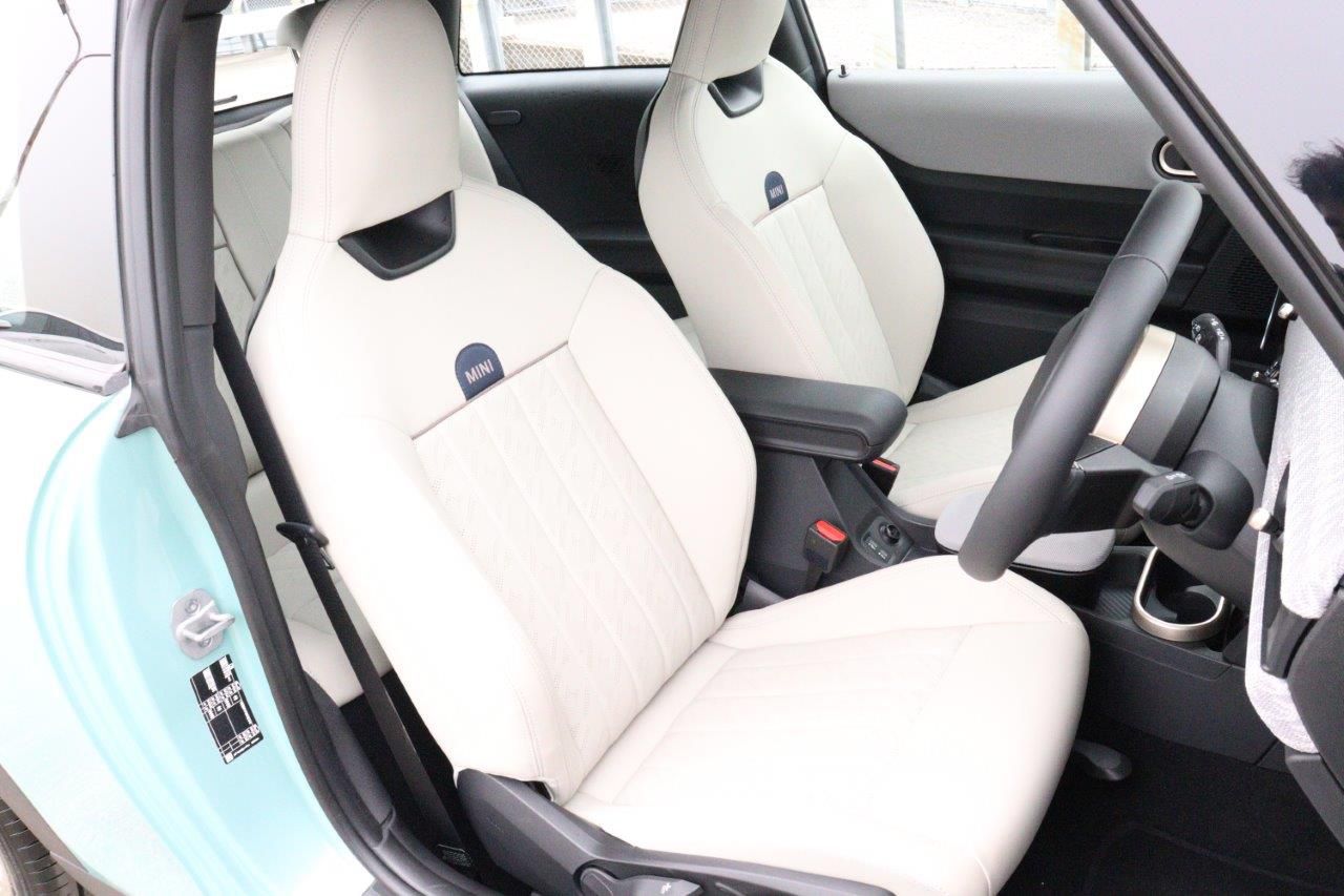 F66 MINI Cooper C 3Dr
