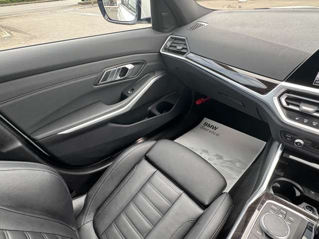 G21 320d xDrive Touring RHD