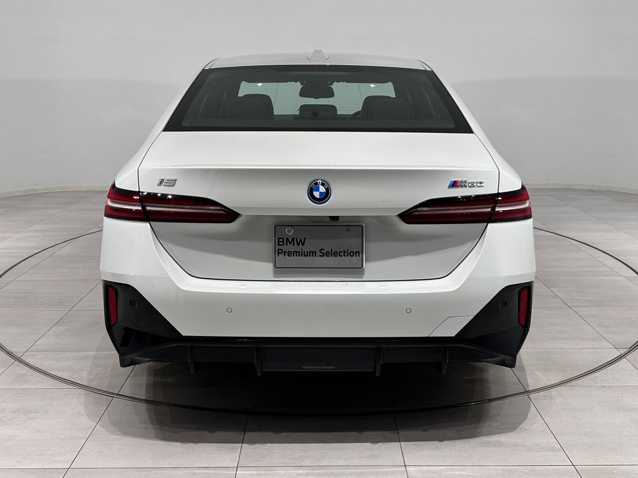 BMW i5 M60 xDrive Sedan RHD