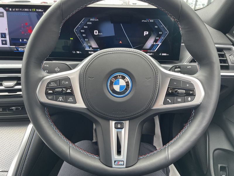 G26 i4 M50 RHD