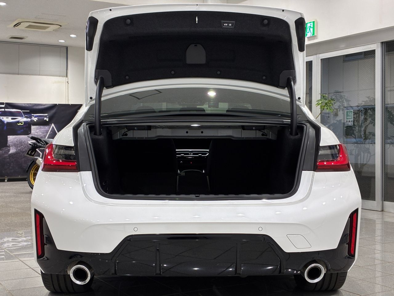 320d xDrive Berline RHD