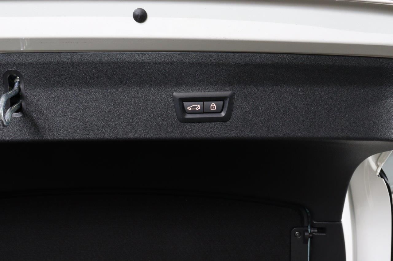 X4 xDrive20d RHD