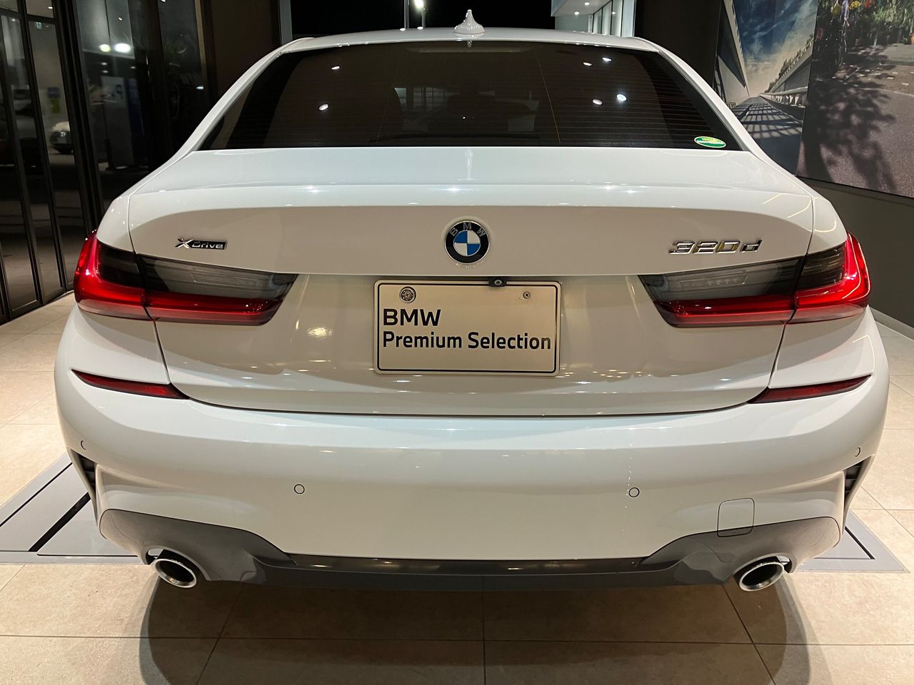 G20 320d xDrive RHD Saloon