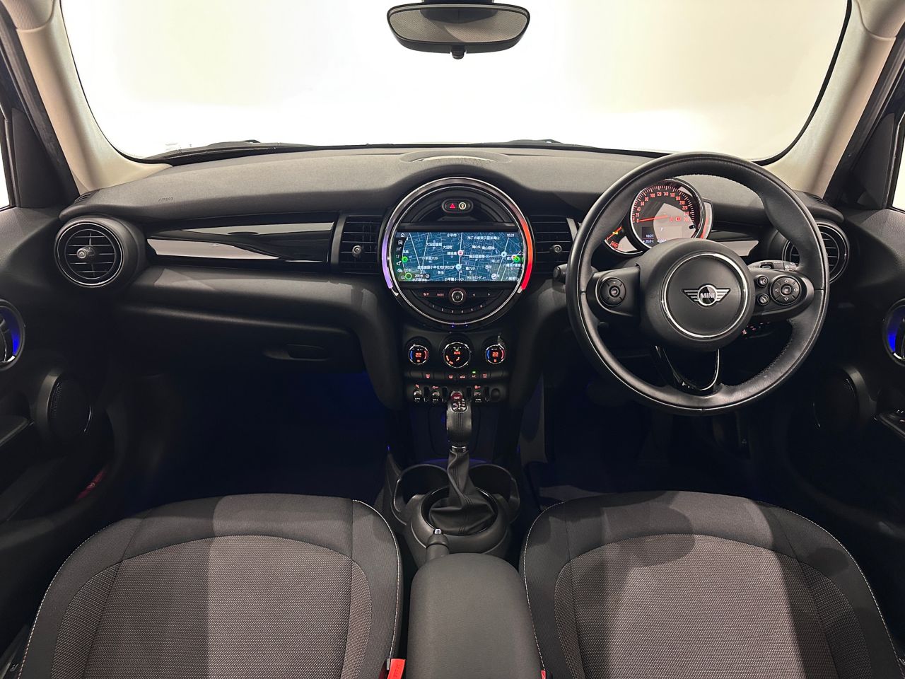 F55 COOPER D (AT)