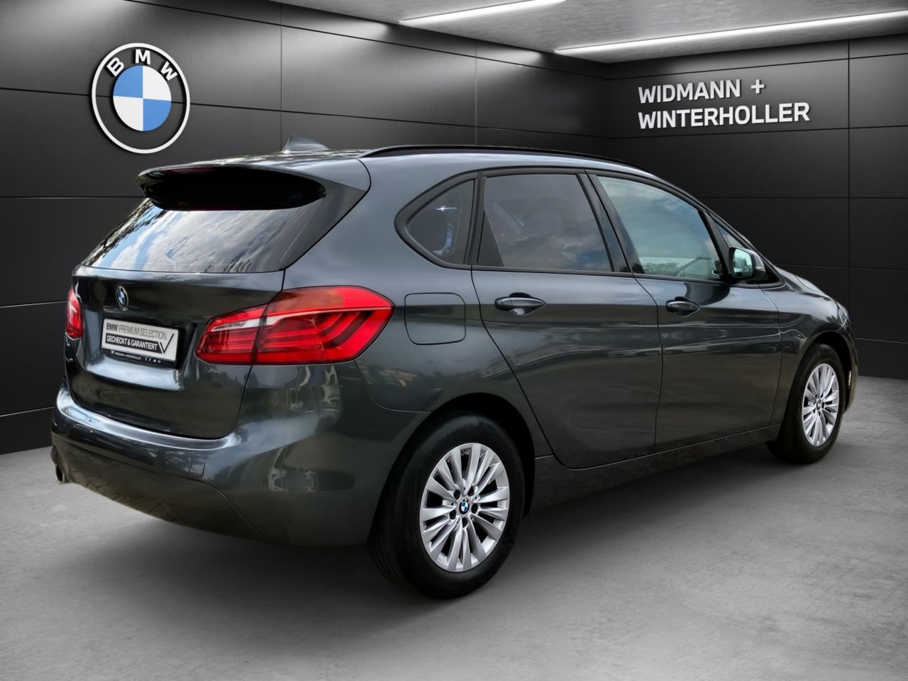 BMW 218