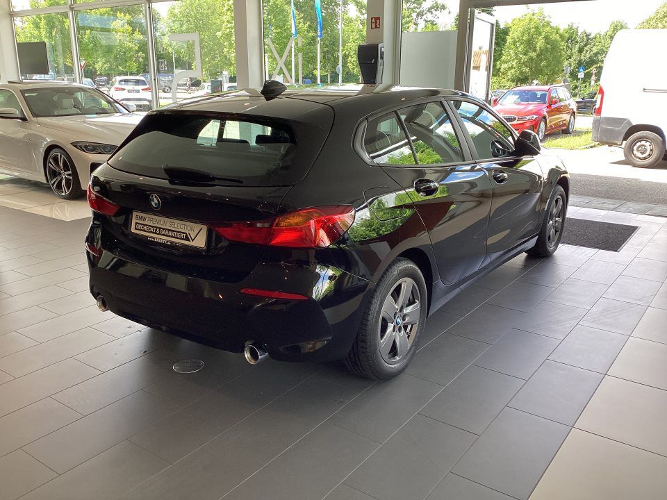 BMW 118
