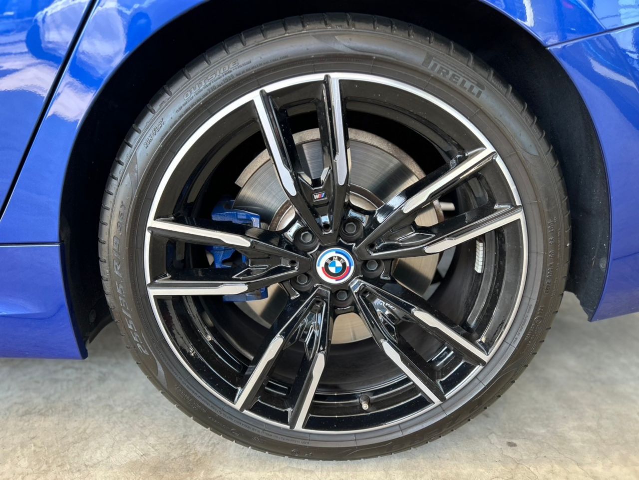 G21 M340i xDrive Touring LCI RHD