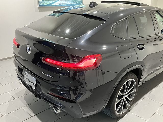 X4 xDrive20d RHD