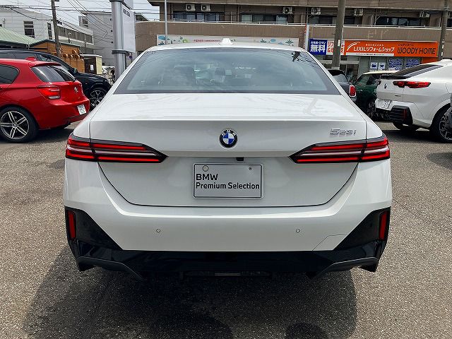 520i Sedan RHD