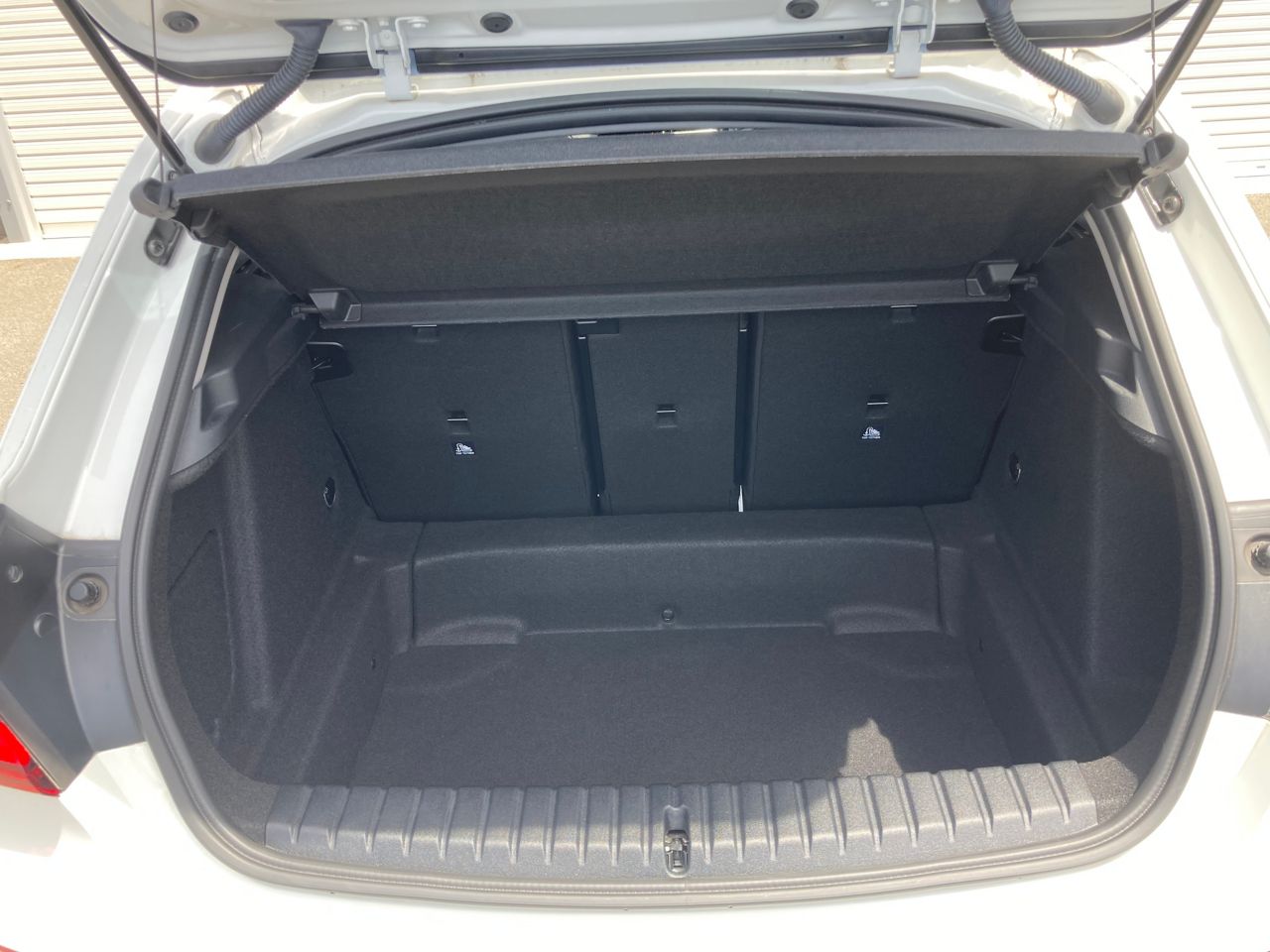F40 118d Sports Hatch 5-door B47 2.0d
