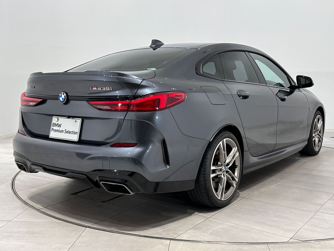 F4* **35i xDrive **** ***** B48 2.0i