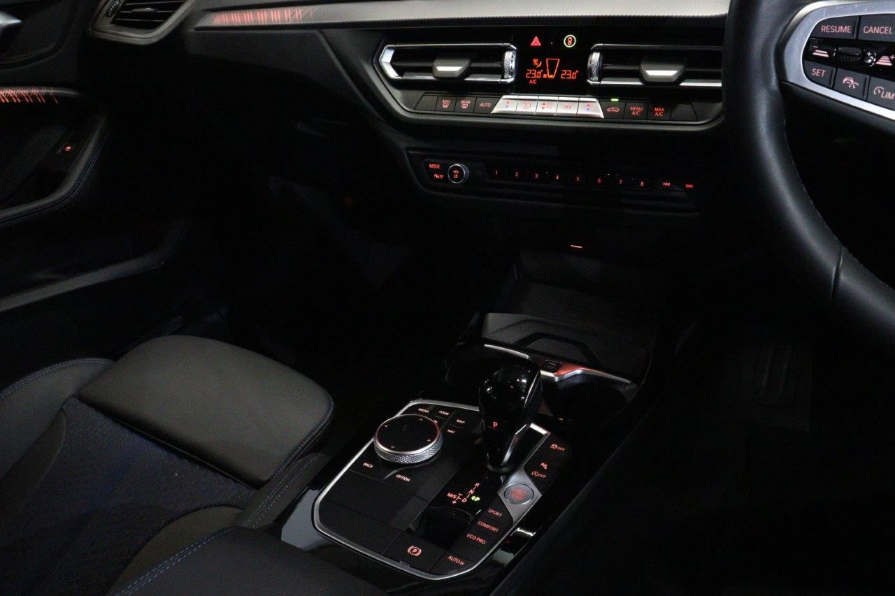 F40 118d Sports Hatch 5-door B47 2.0d