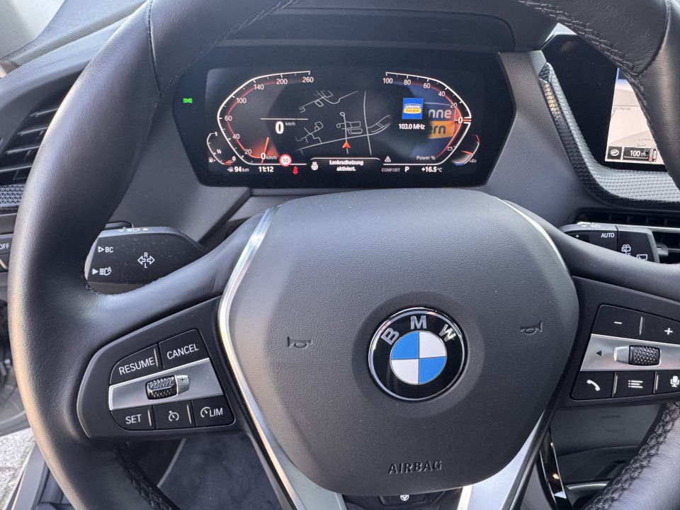 BMW 118