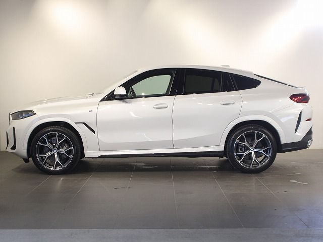 X6 xDrive30d M Sport RHD