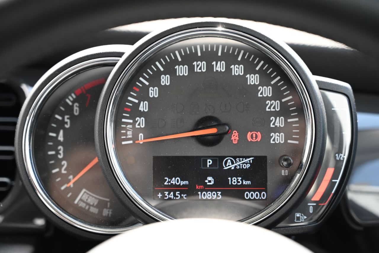 MINI One Hatch RHD F56