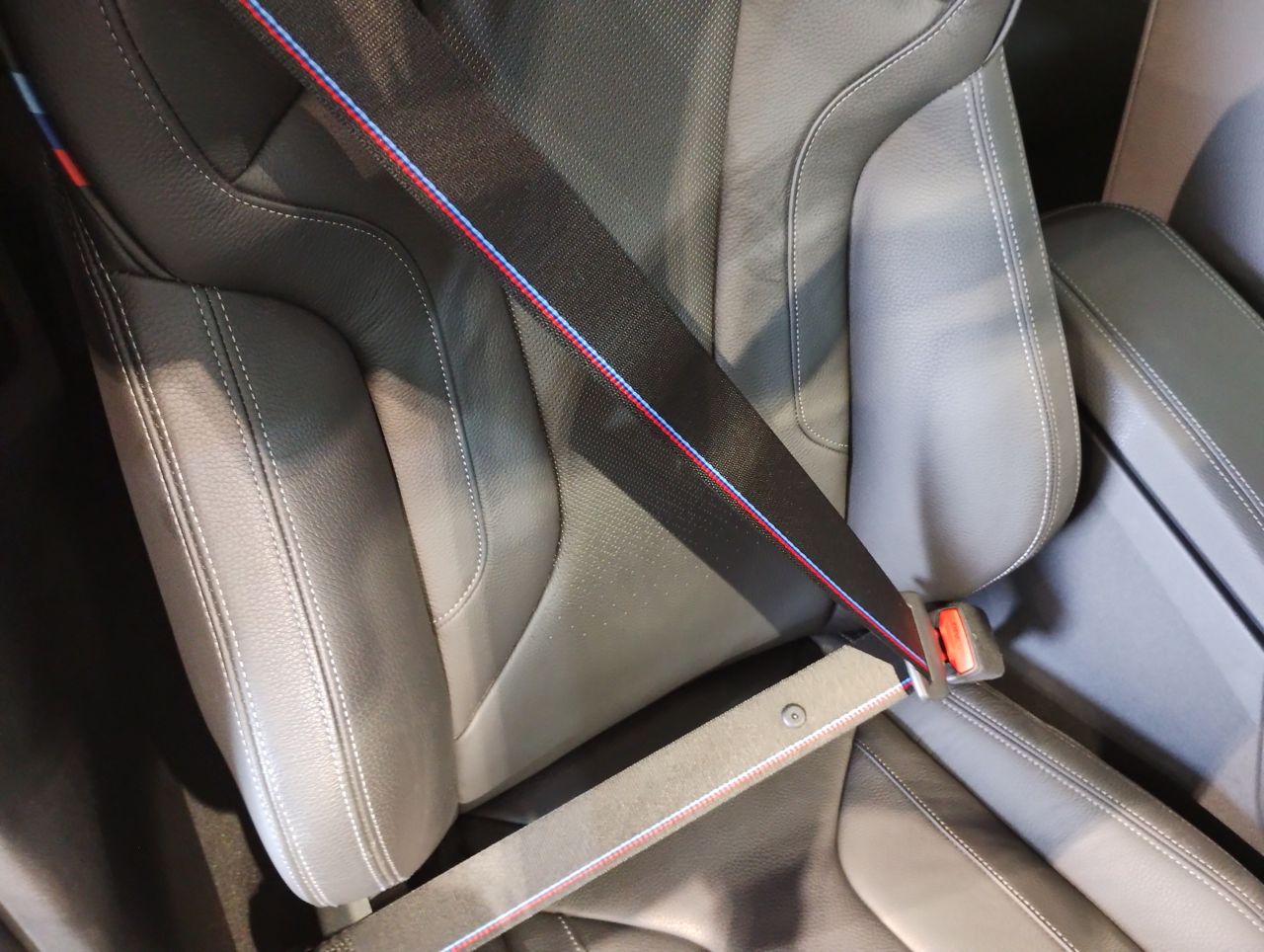 F4* **35i xDrive **** ***** B48 2.0i