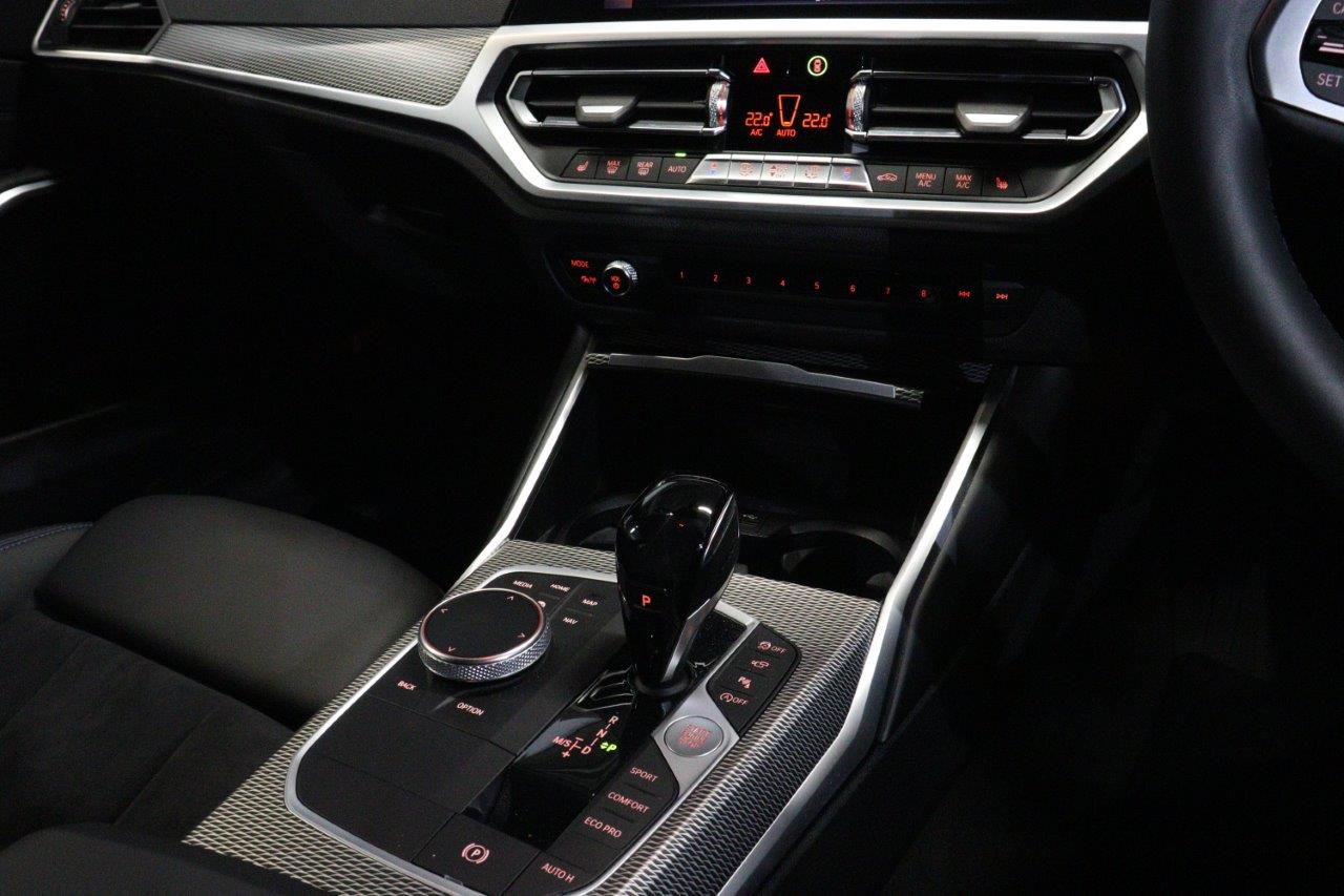 G20 320i Saloon RHD TU