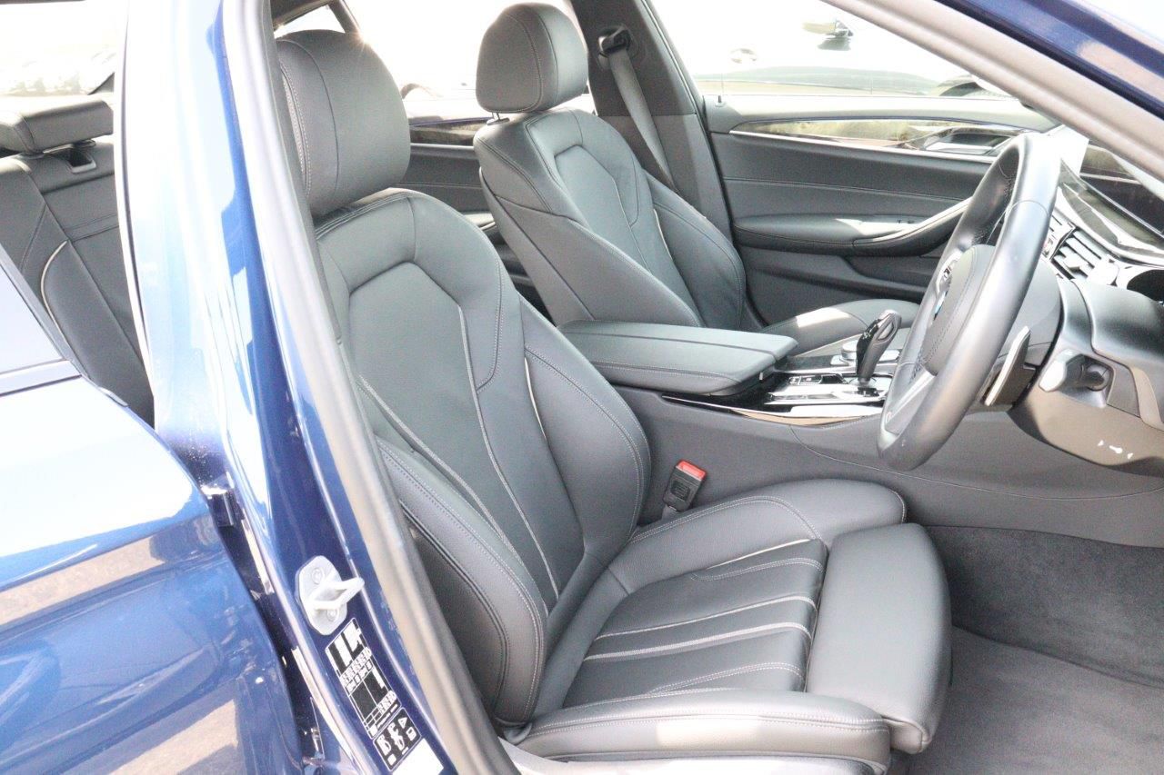 520d xDrive Sedan RHD