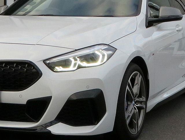 F4* **35i xDrive **** ***** B48 2.0i