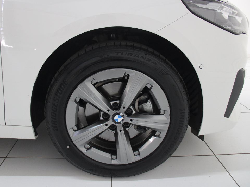 BMW 218