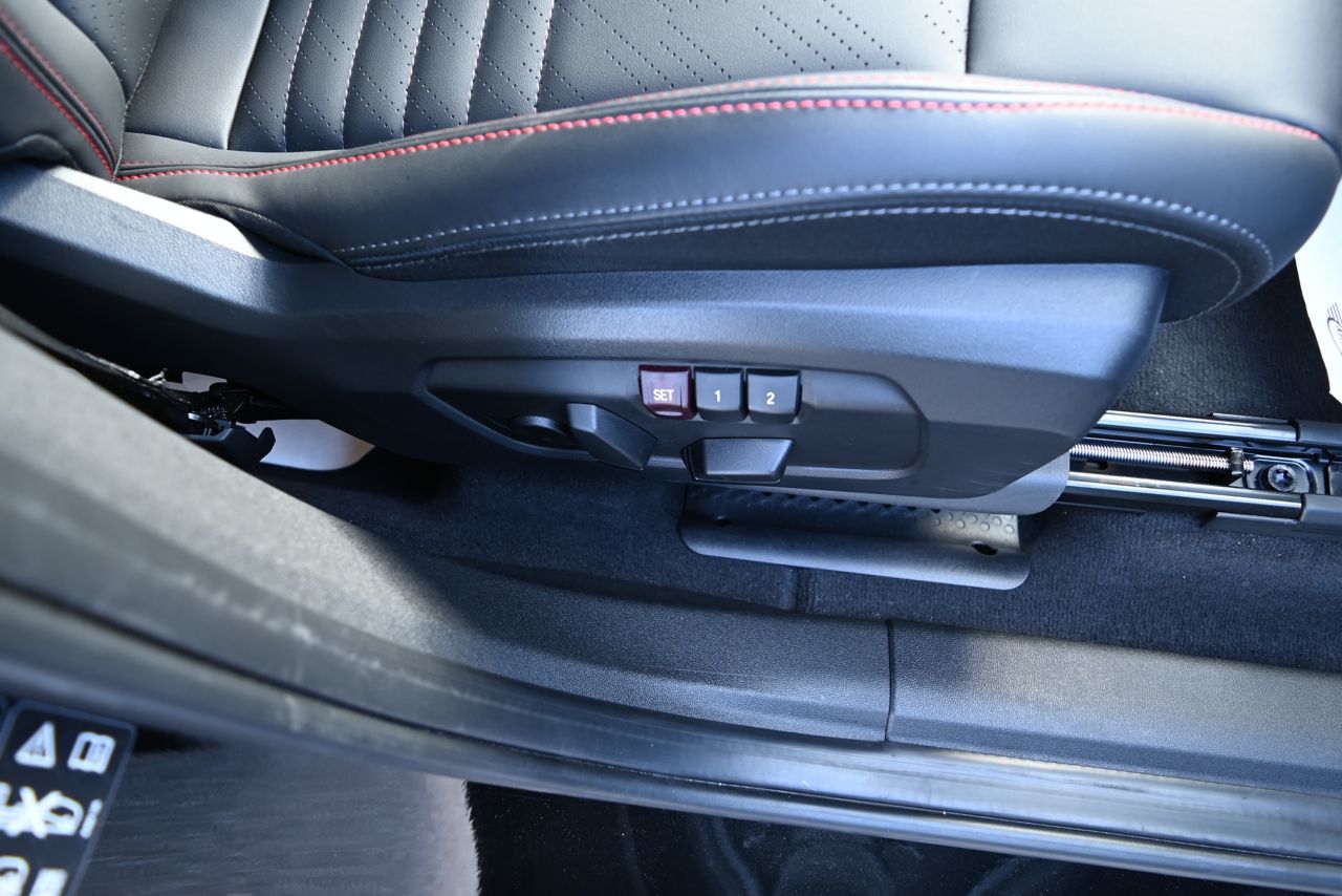 U25 MINI John Cooper Works Countryman ALL4