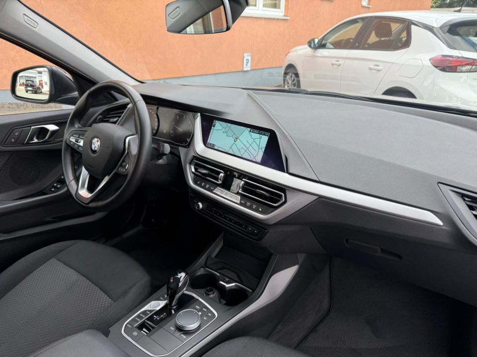 BMW 118