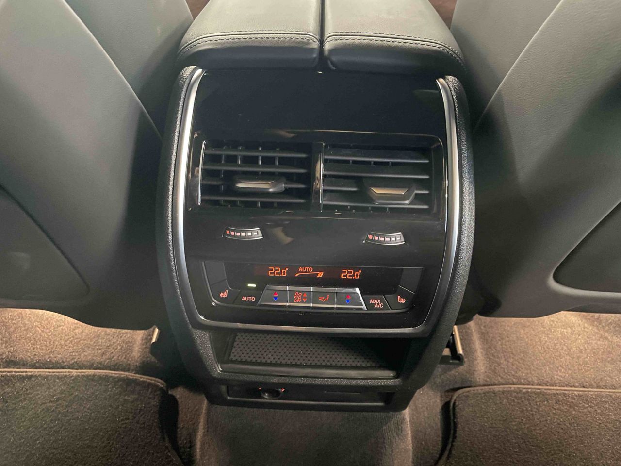 XM RHD