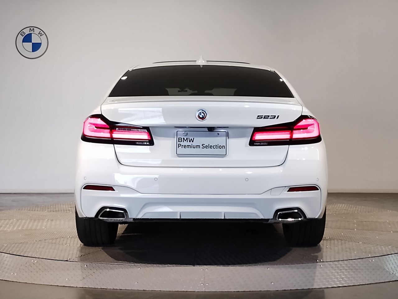 520i Sedan RHD