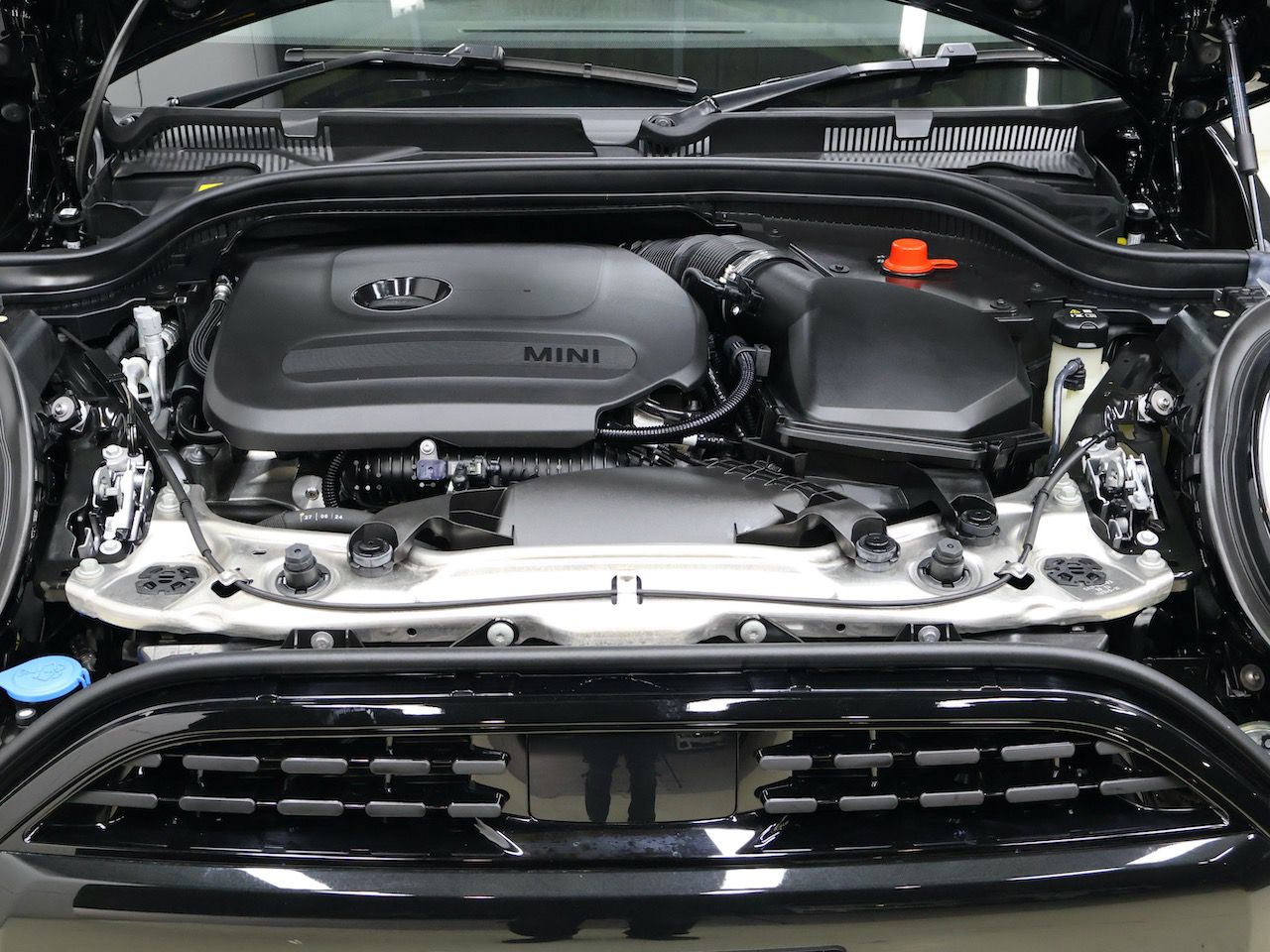F66 MINI Cooper C 3Dr