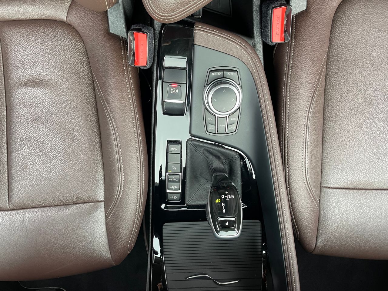 F48 X1 xDrive18d B47 2.0d LCI