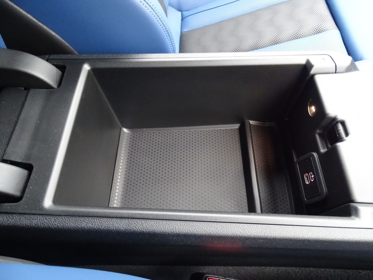 G80 M3 Competition M xDrive Saloon RHD
