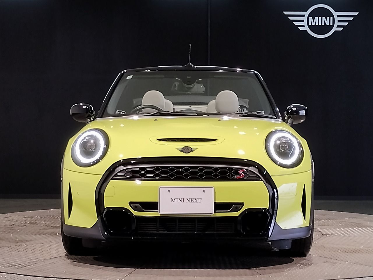 MINI Cooper S Convertible RHD
