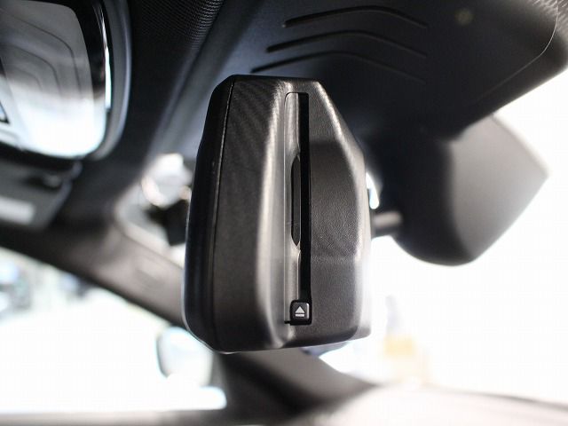 G26 i4 eDrive40 RHD