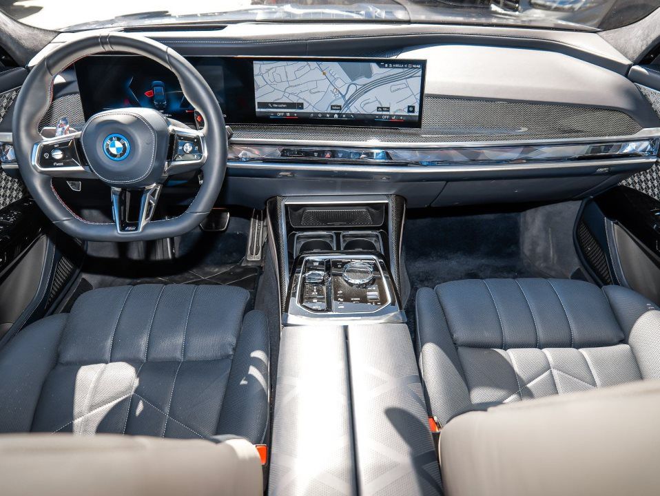 BMW 760