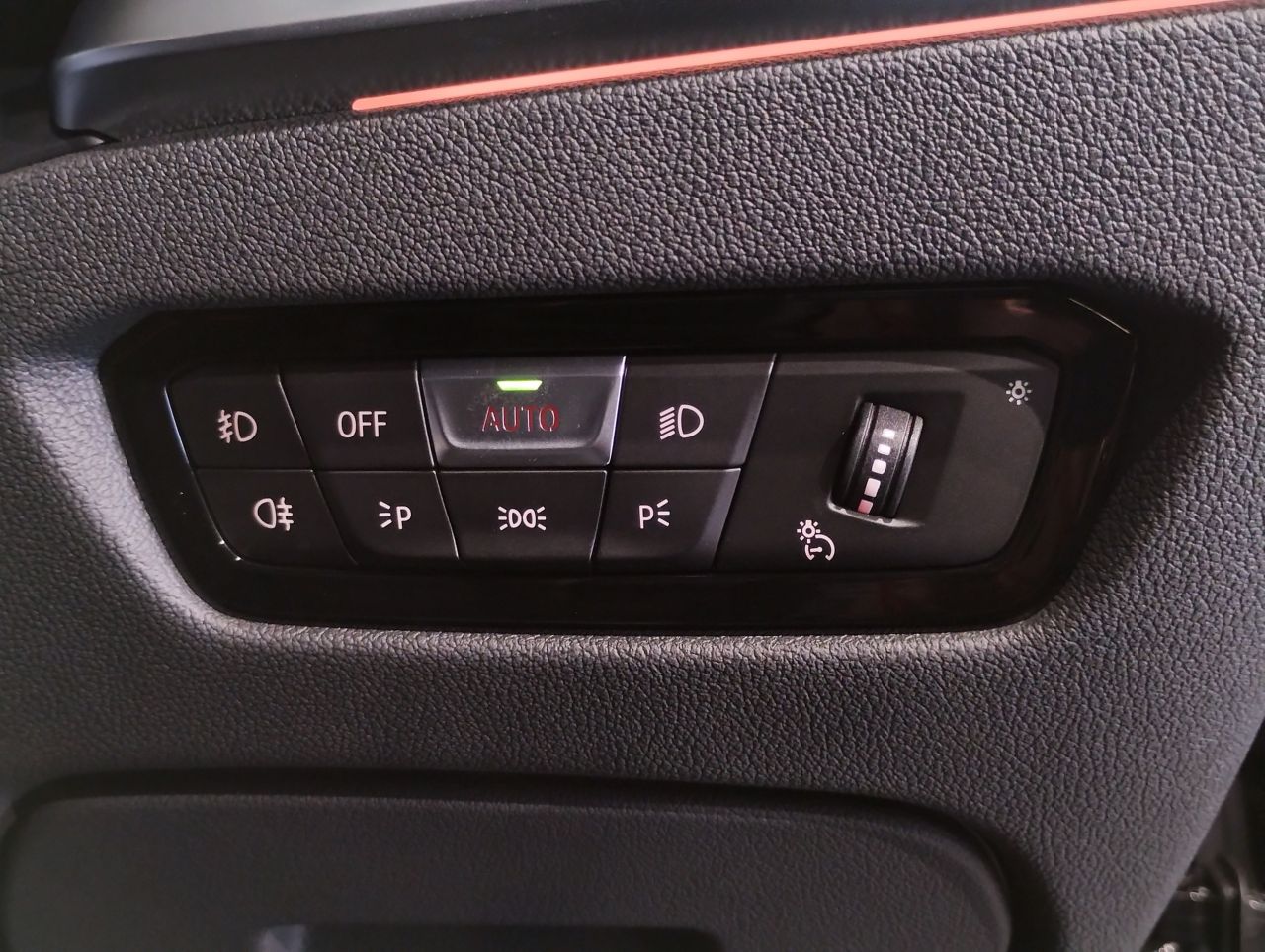 G21 318i Touring
