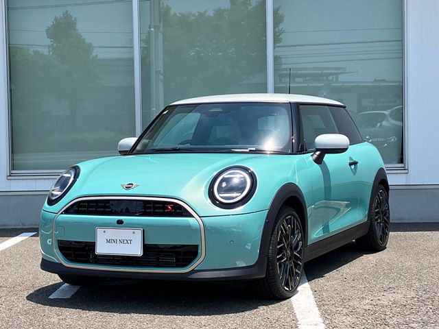 THE NEW MINI COOPER (3 DOOR) S