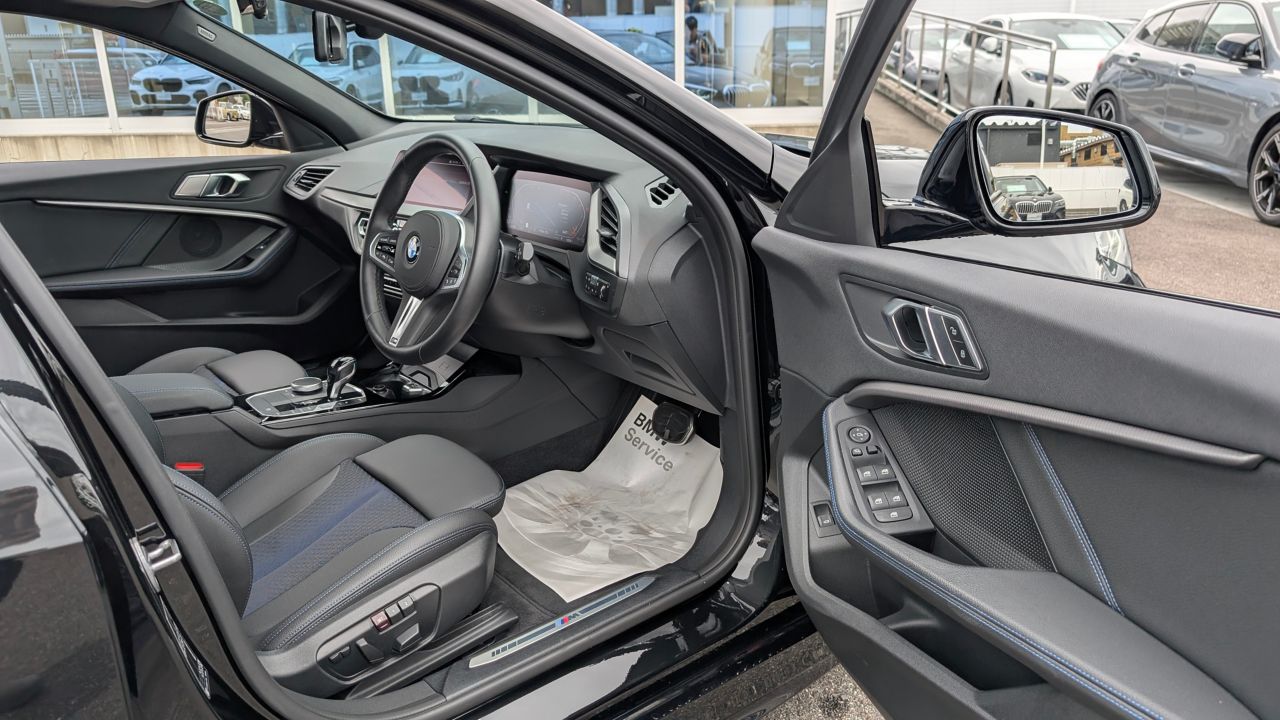 F40 118d Sports Hatch 5-door B47 2.0d