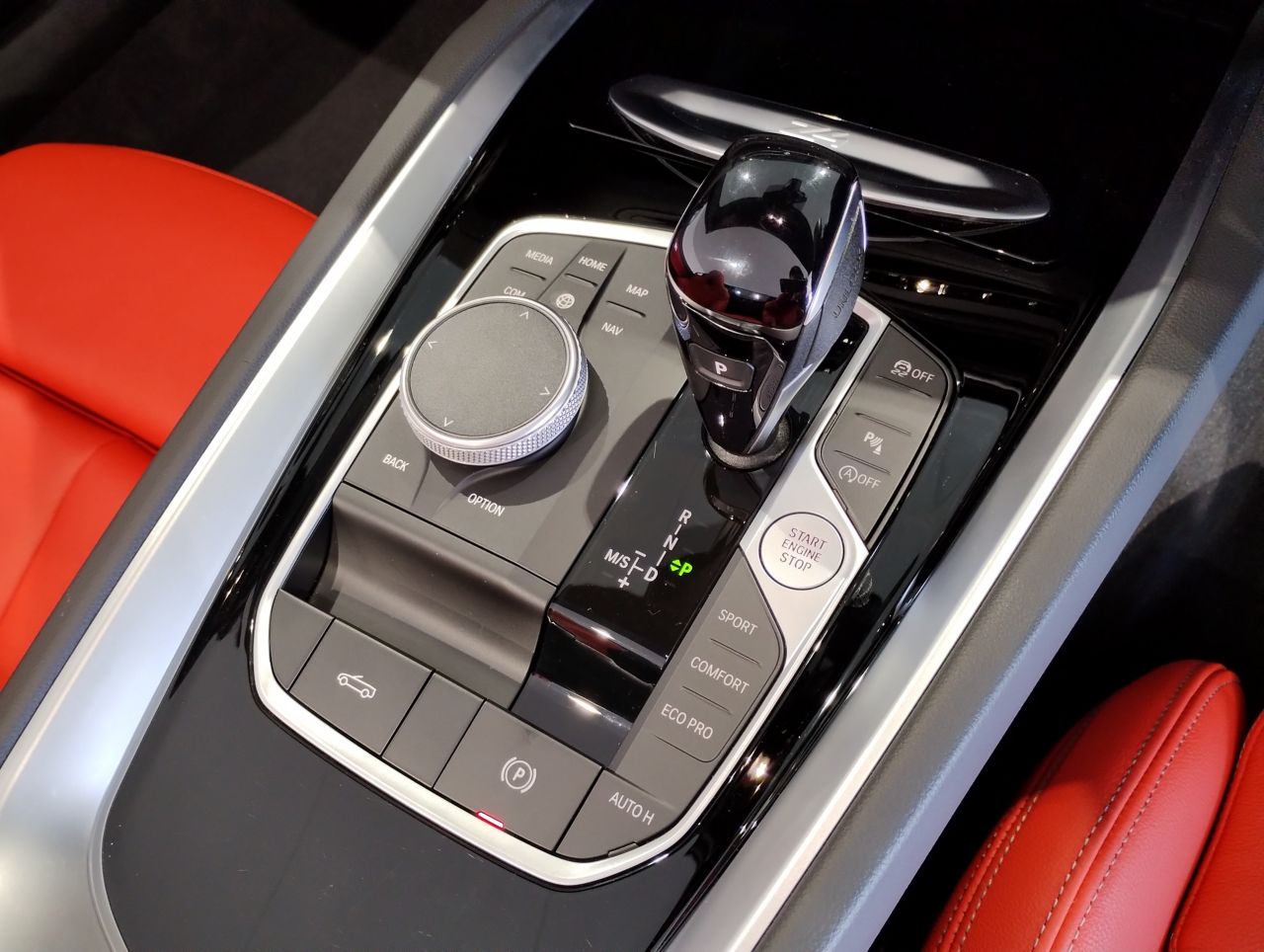 G29 z4 sDrive20i RHD